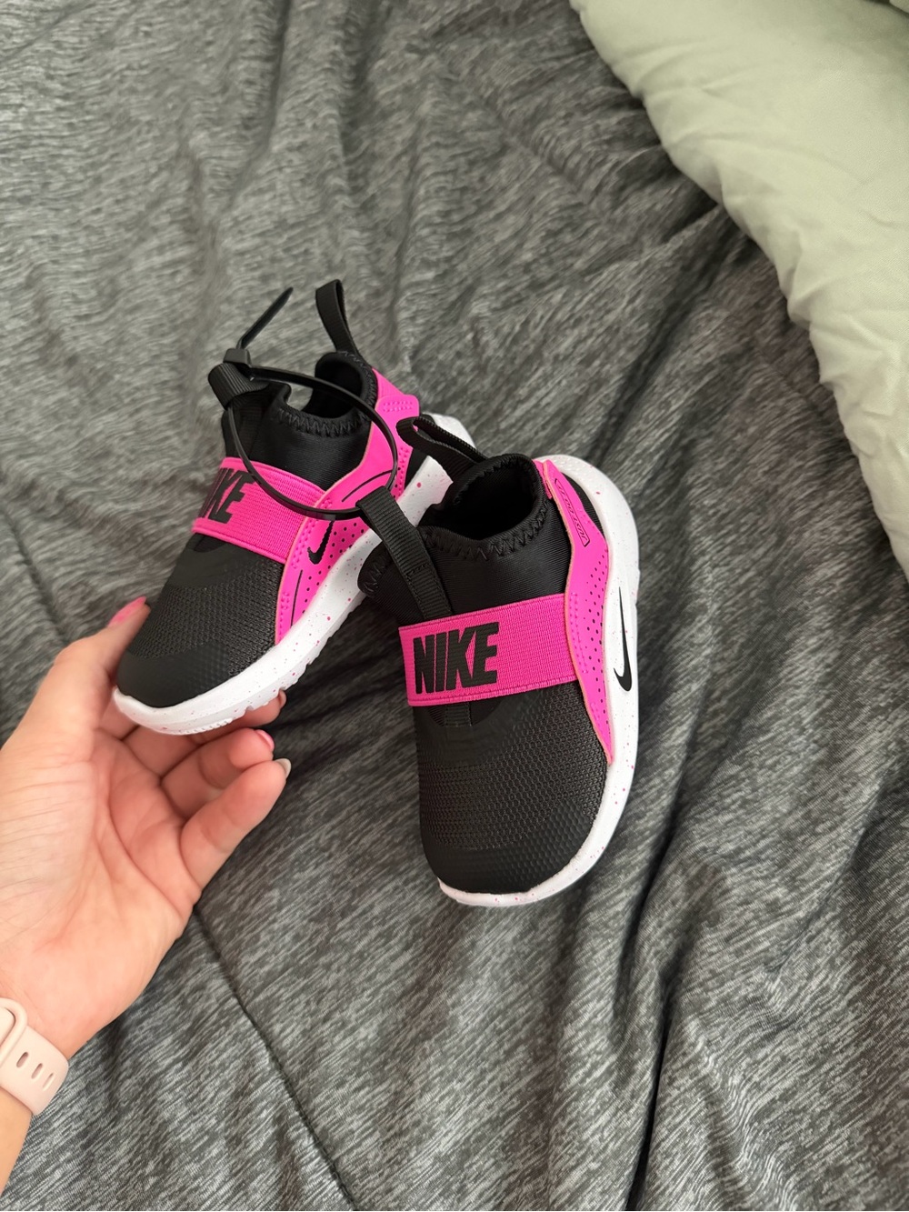 Nike Kids Black & Hot Pink Slip-On Sneakers